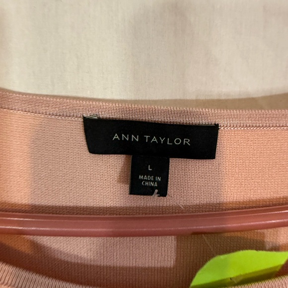 Ann Taylor Peach Long Sleeve Top - Picture 6 of 8